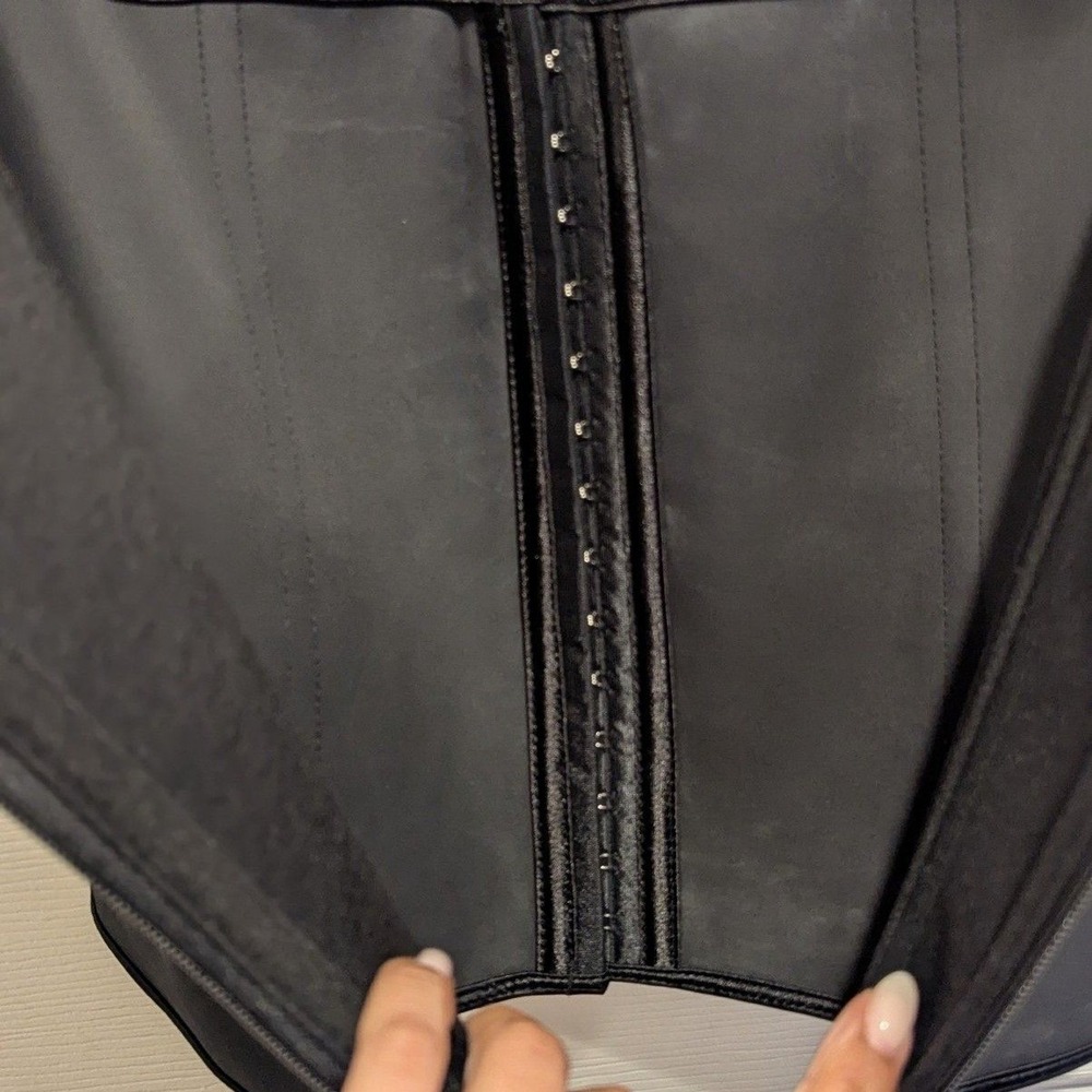 Y2K Waist Trainer 100% Latex Corset Cincher Shapewear Black Zip Front Vest M - Picture 5 of 6